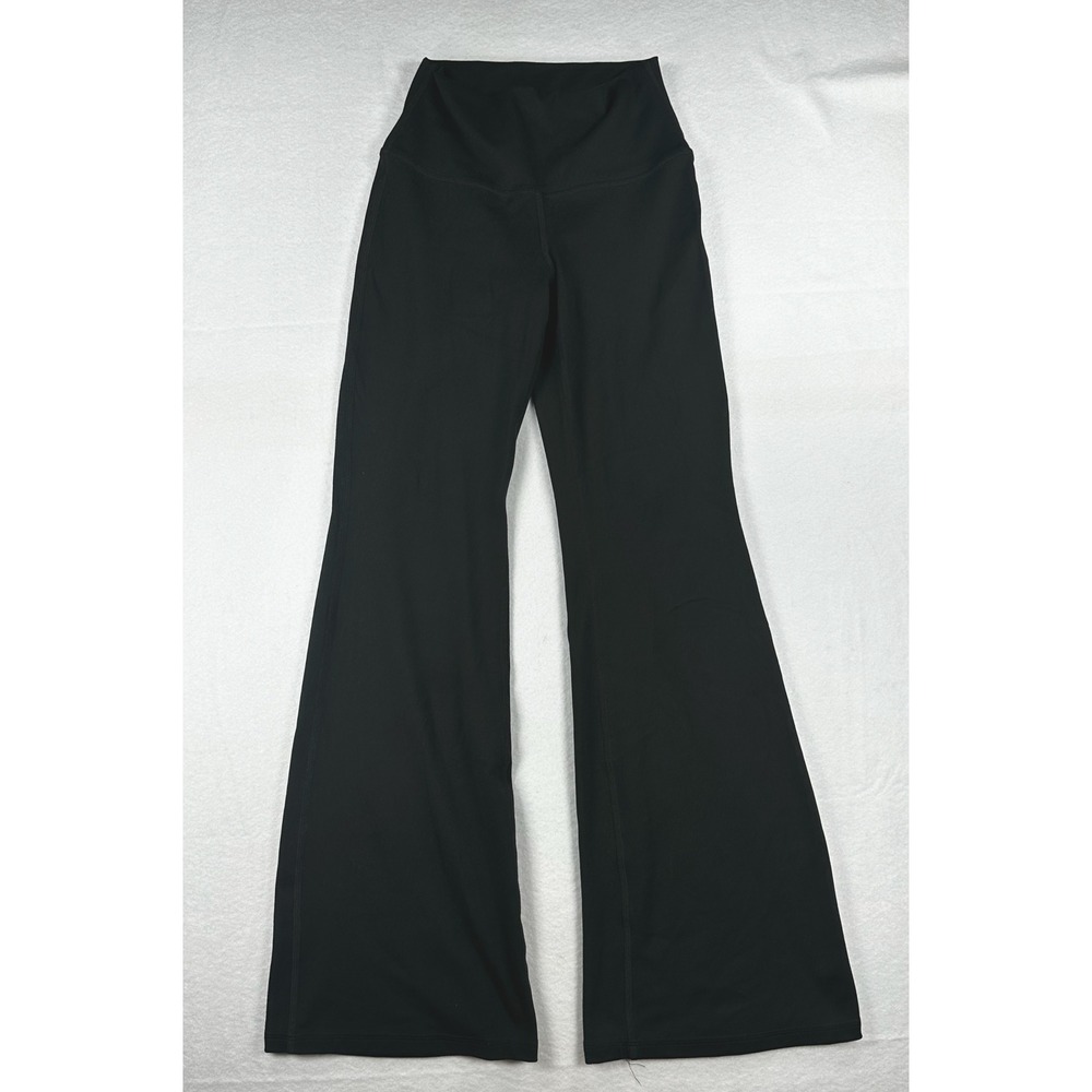 Gilly Hicks Go Recharge Black High Waisted Flare Yoga Pants Small Short